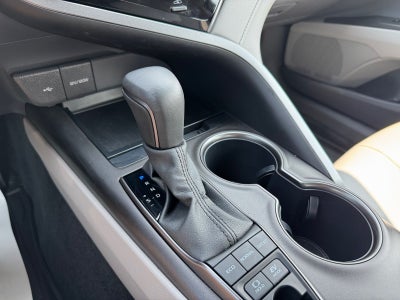 2024 Toyota Camry Hybrid SE