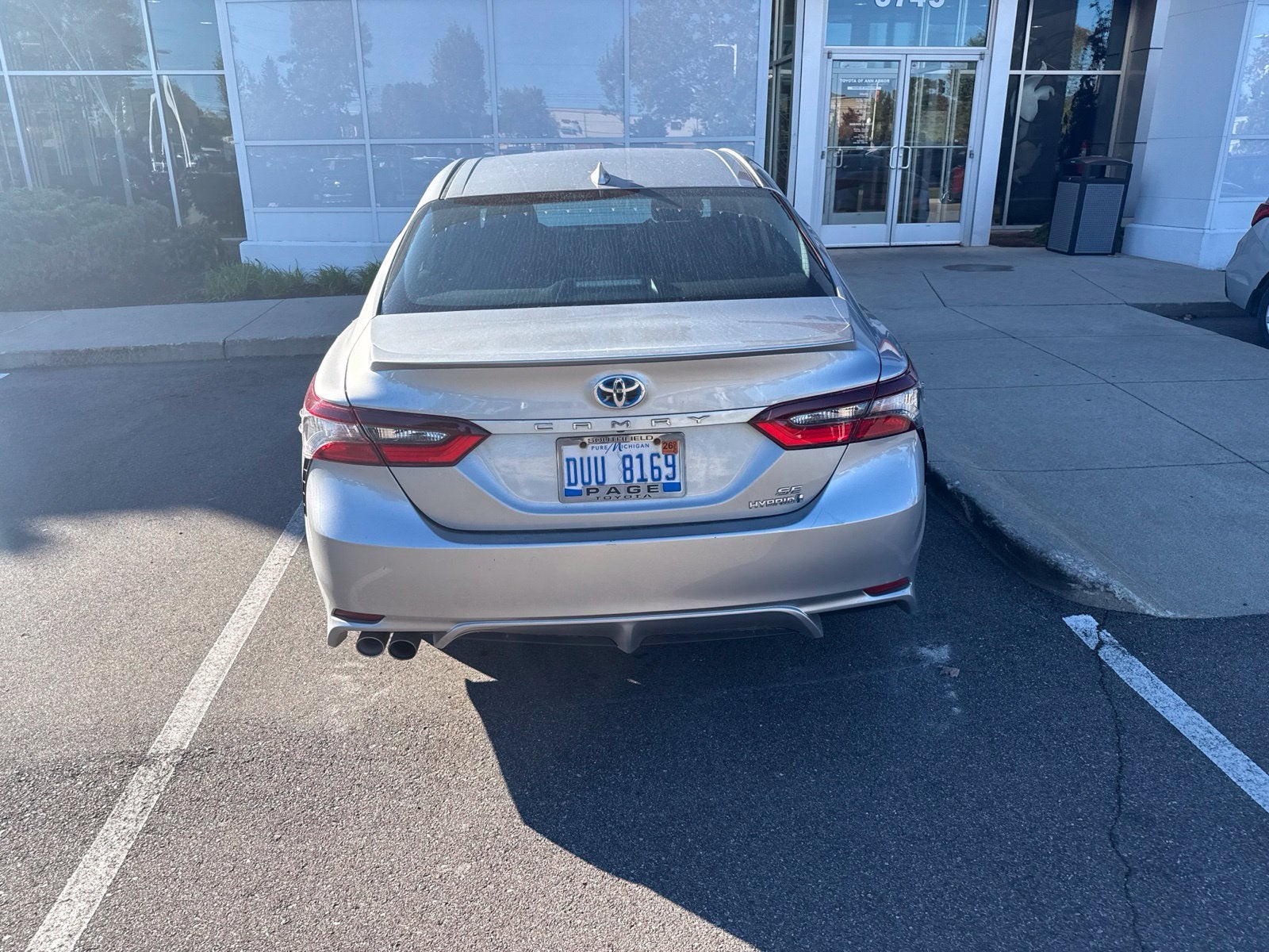 2024 Toyota Camry Hybrid SE