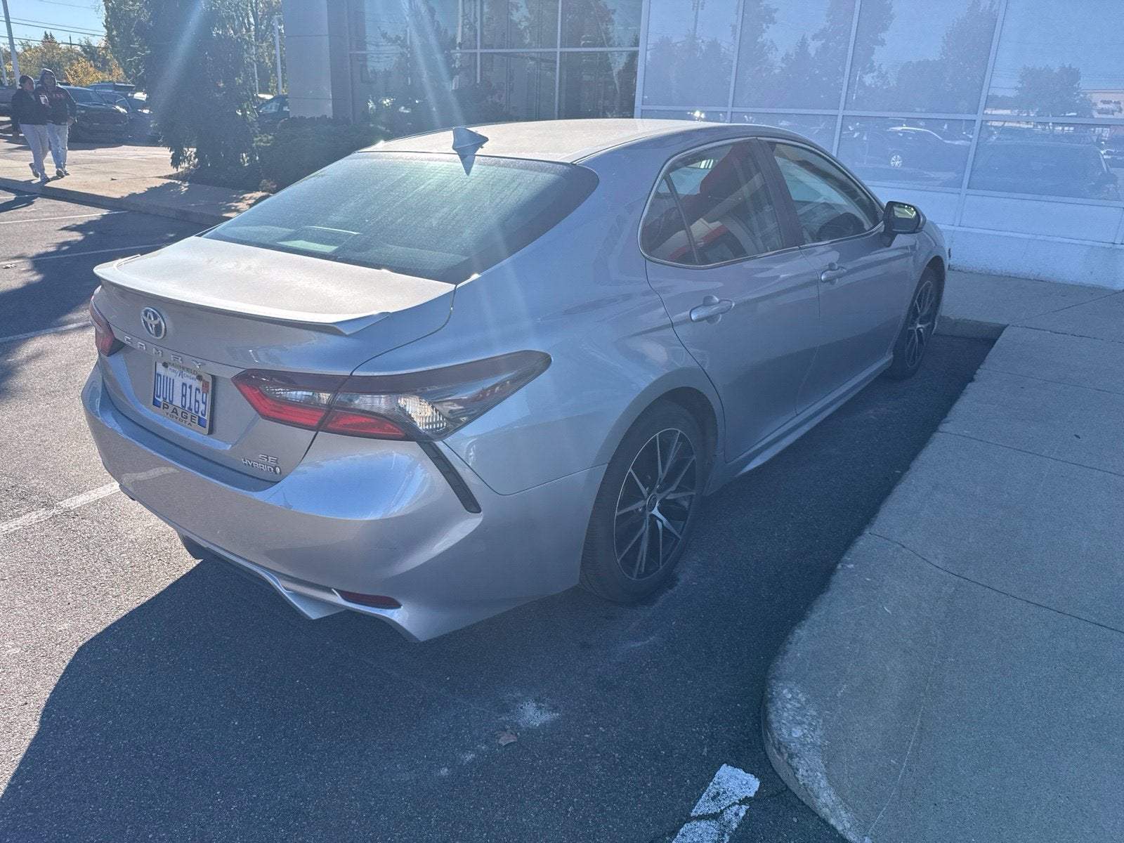 2024 Toyota Camry Hybrid SE
