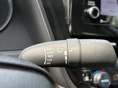 2024 Toyota Camry Hybrid SE