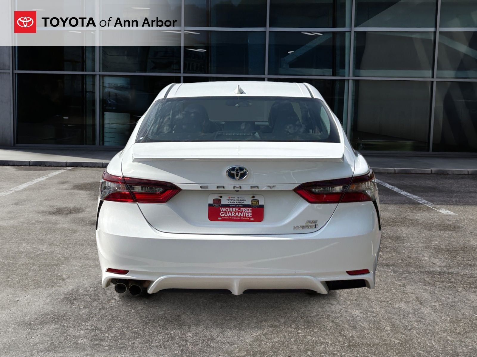 2024 Toyota Camry Hybrid SE