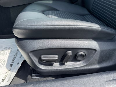 2023 Toyota Camry Hybrid SE