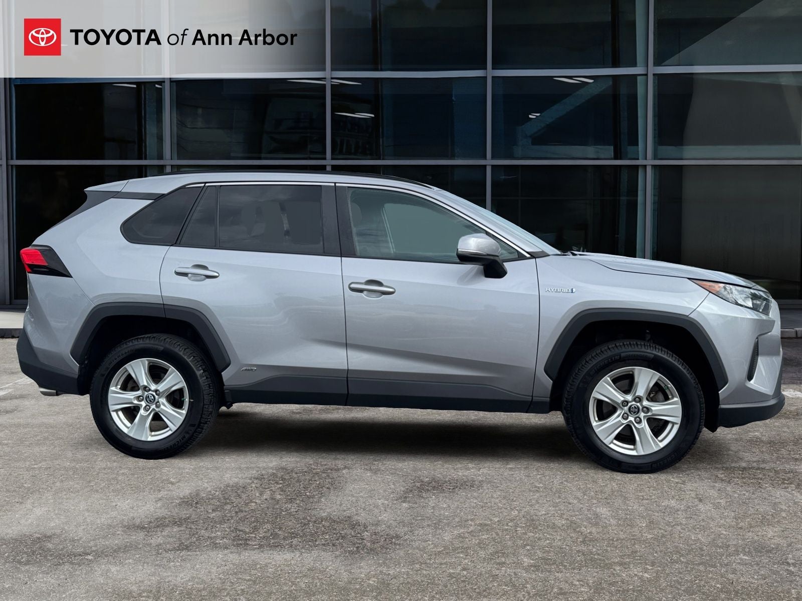 2020 Toyota RAV4 Hybrid LE