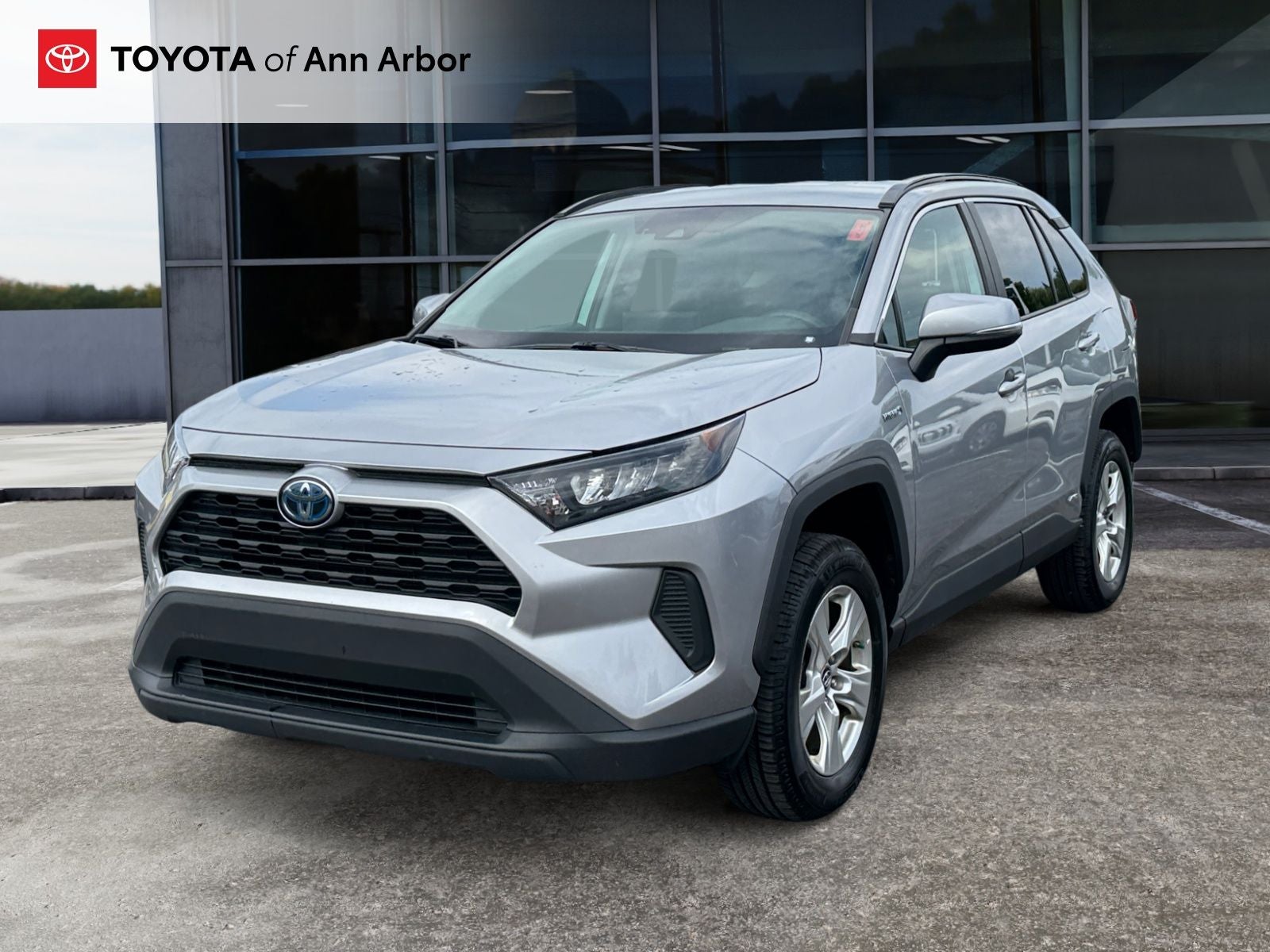 2020 Toyota RAV4 Hybrid LE