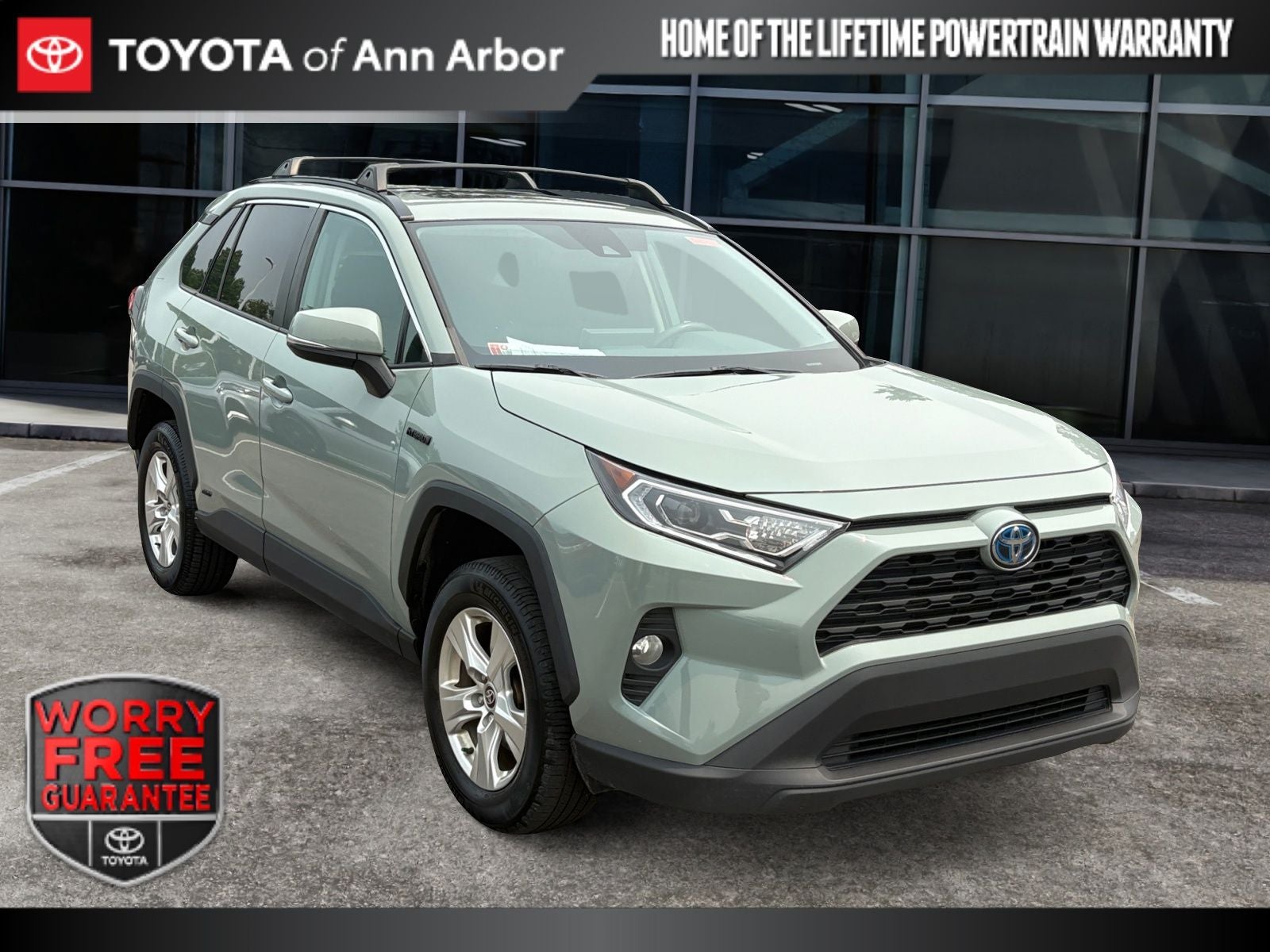 2021 Toyota RAV4 Hybrid XLE