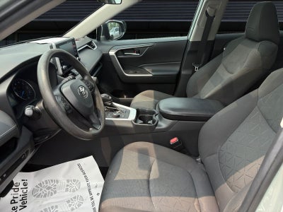 2021 Toyota RAV4 Hybrid XLE