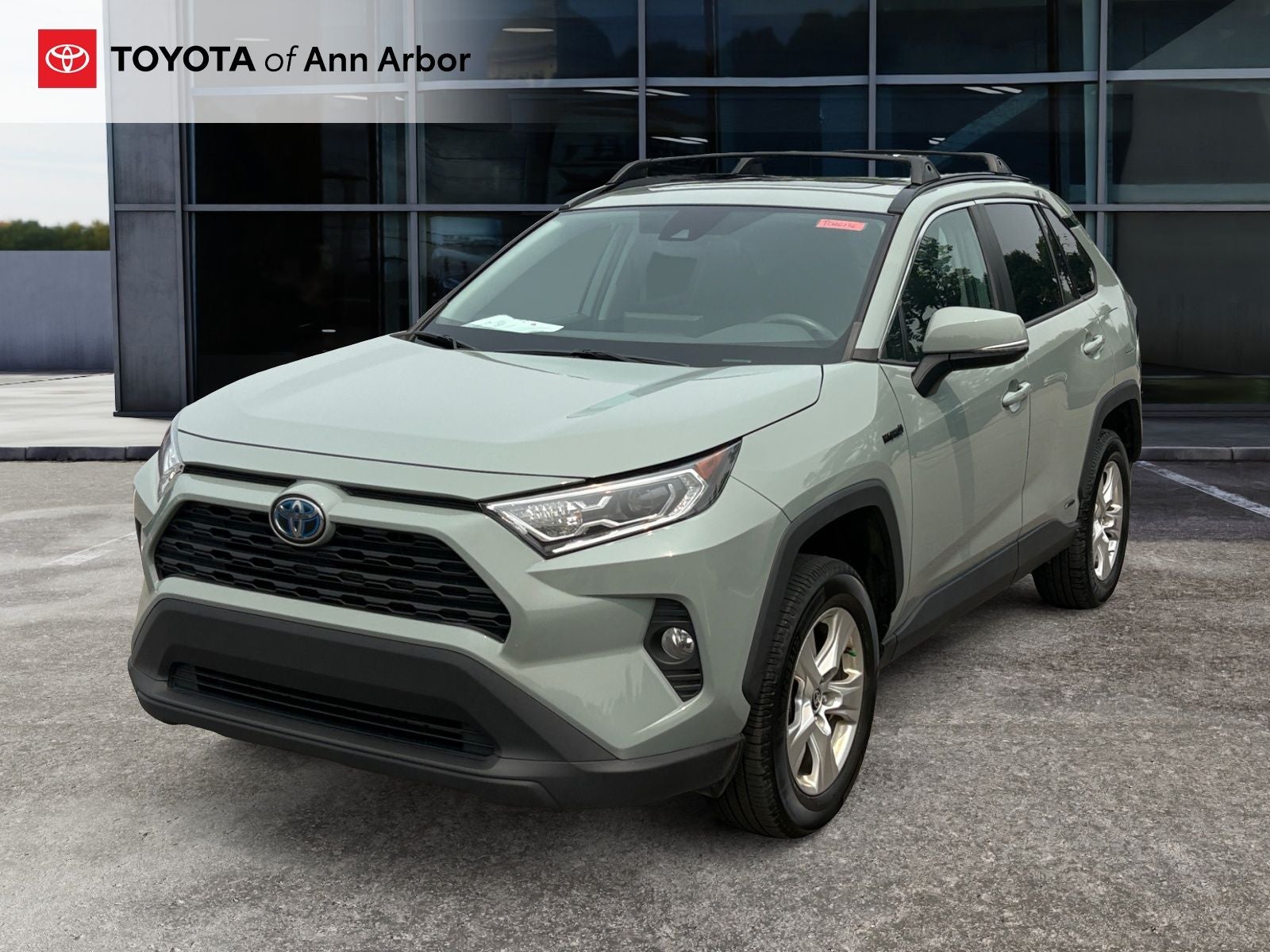 2021 Toyota RAV4 Hybrid XLE