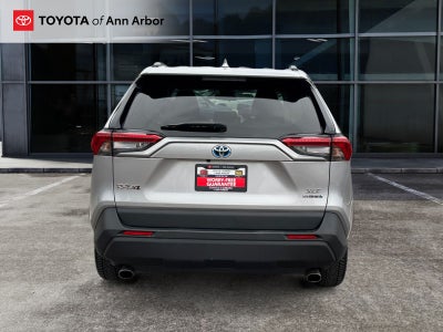 2021 Toyota RAV4 Hybrid XLE