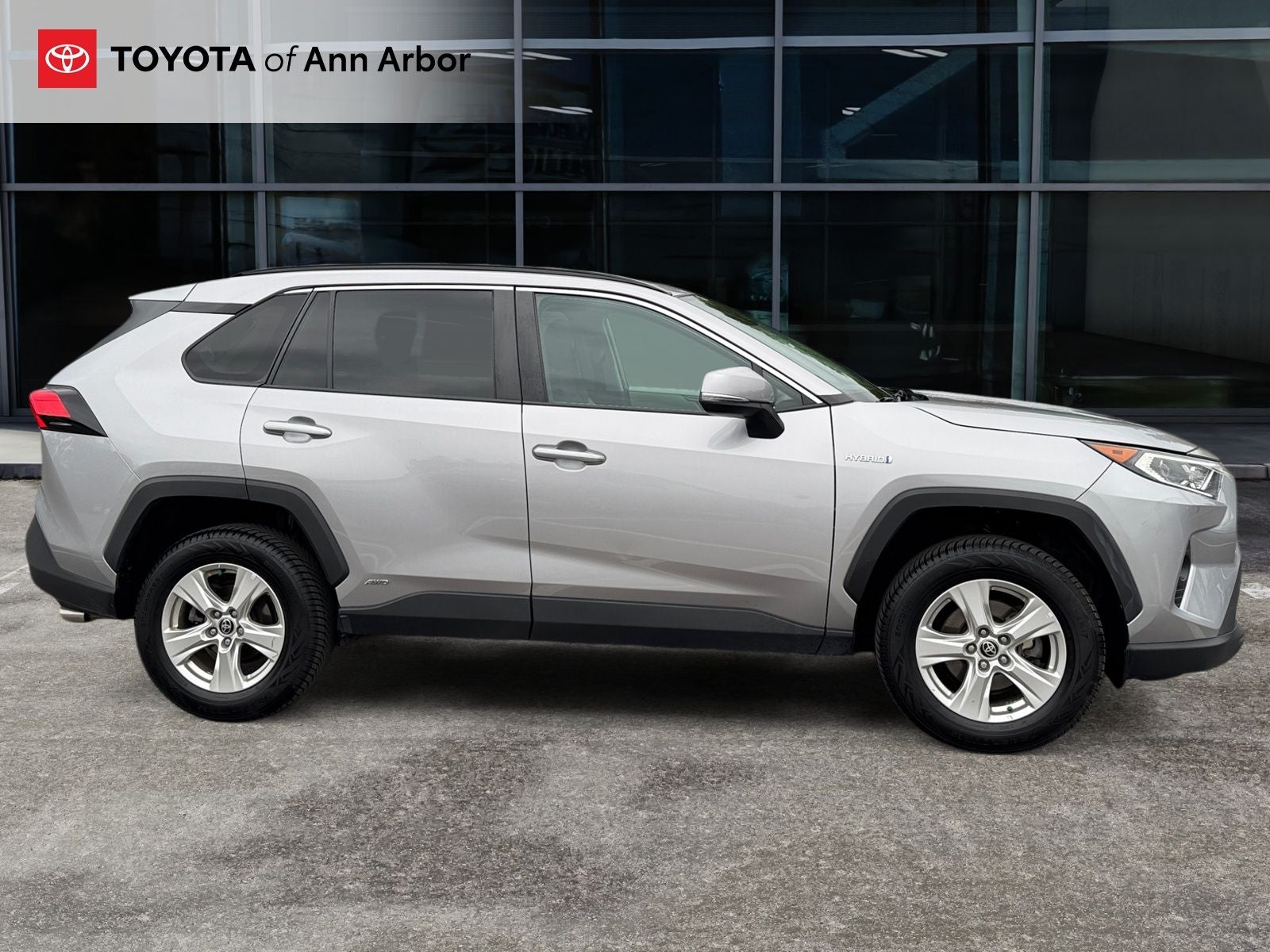 2021 Toyota RAV4 Hybrid XLE