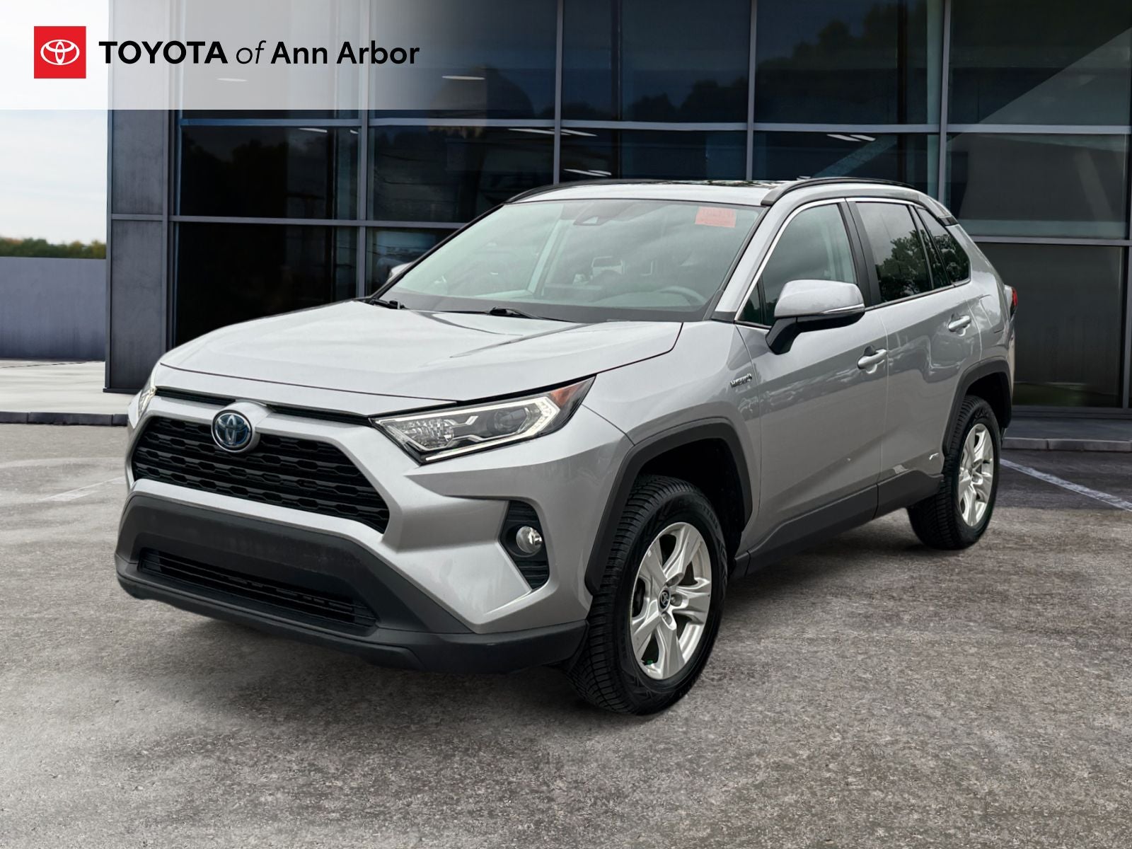 2021 Toyota RAV4 Hybrid XLE
