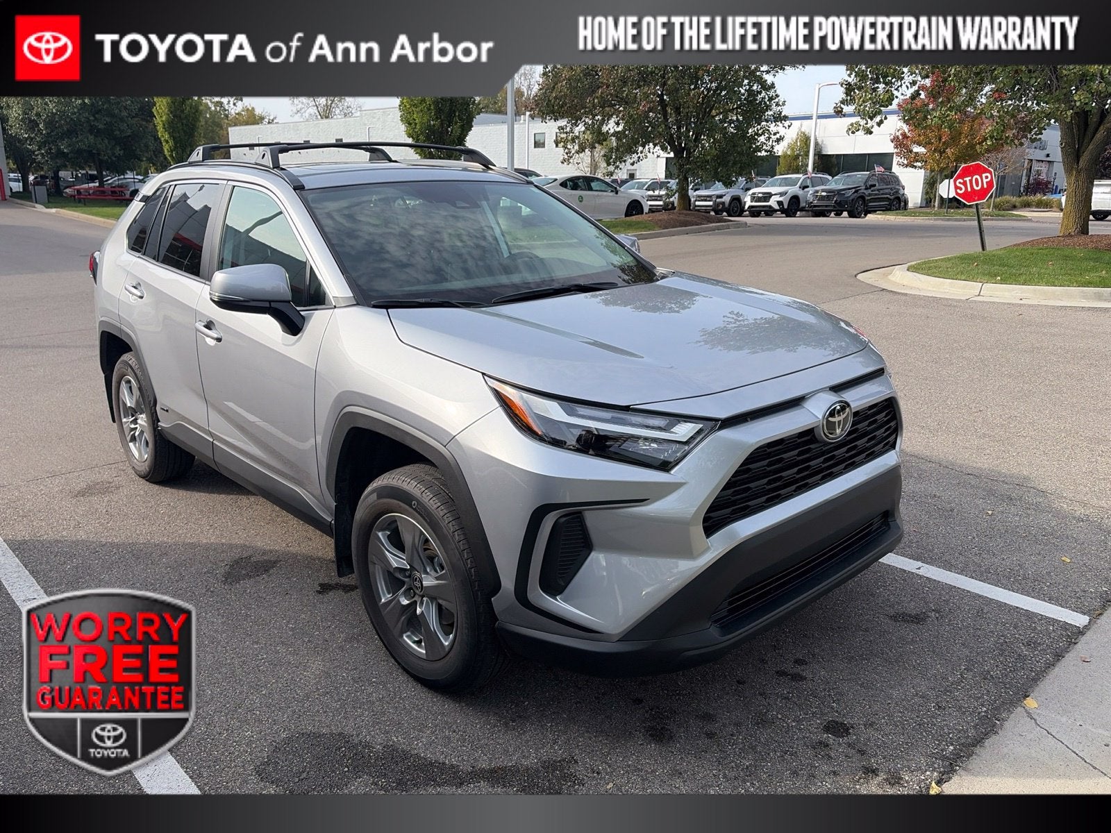 2025 Toyota RAV4 Hybrid XLE