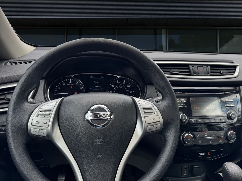 2015 Nissan Rogue SV