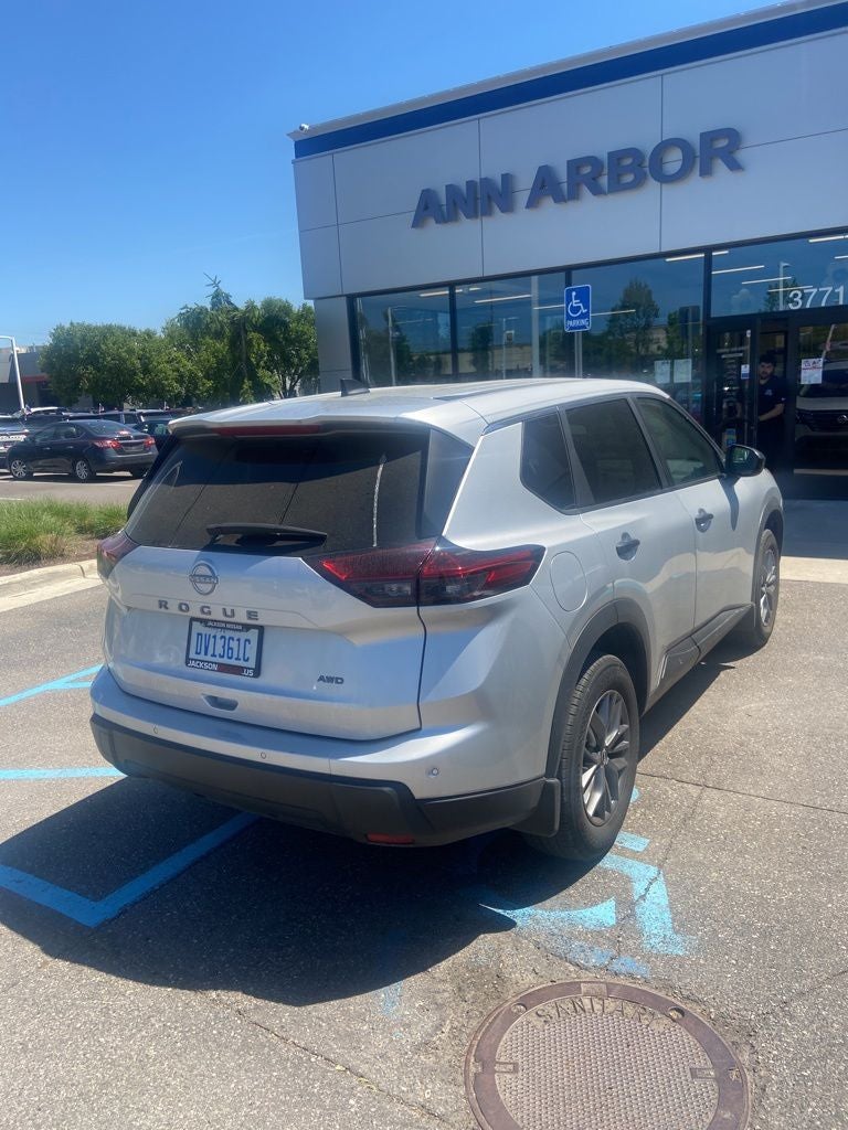 2025 Nissan Rogue S