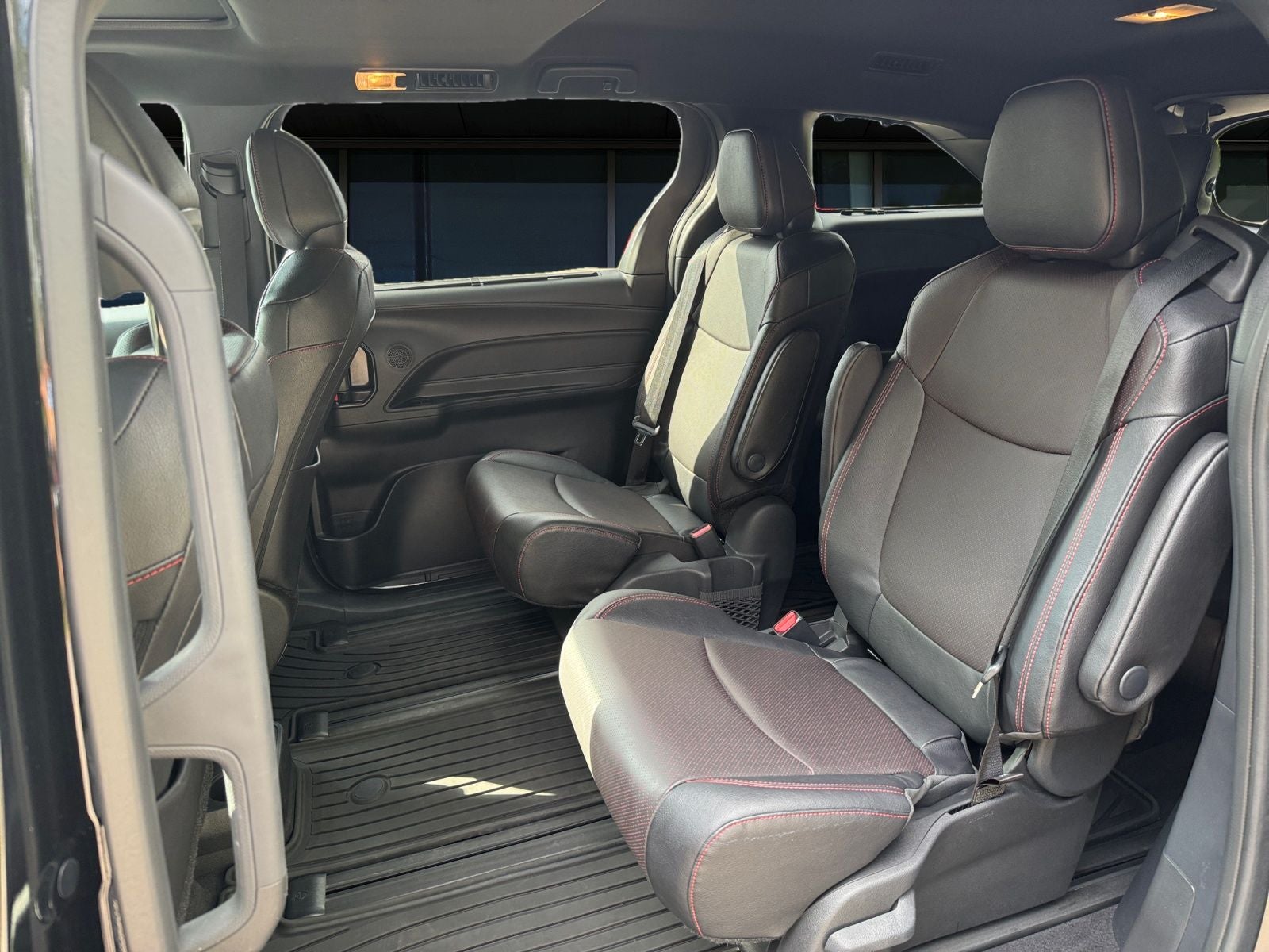 2025 Toyota Sienna XSE 7 Passenger
