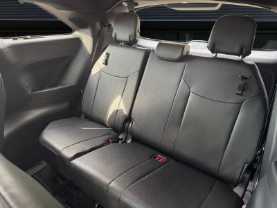 2025 Toyota Sienna XSE 7 Passenger