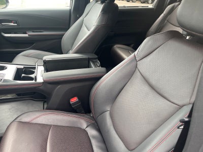 2025 Toyota Sienna Base