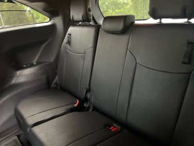 2025 Toyota Sienna Base