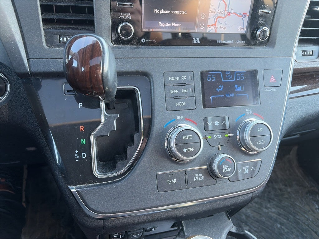 2019 Toyota Sienna Limited Premium 7 Passenger