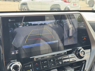 2022 Toyota Highlander Limited