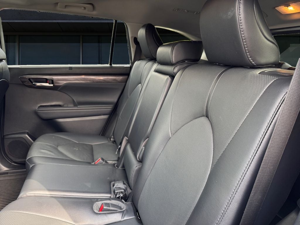 2022 Toyota Highlander Limited