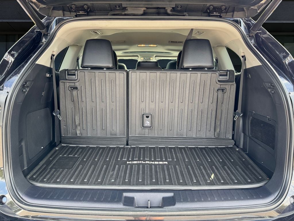 2022 Toyota Highlander Limited