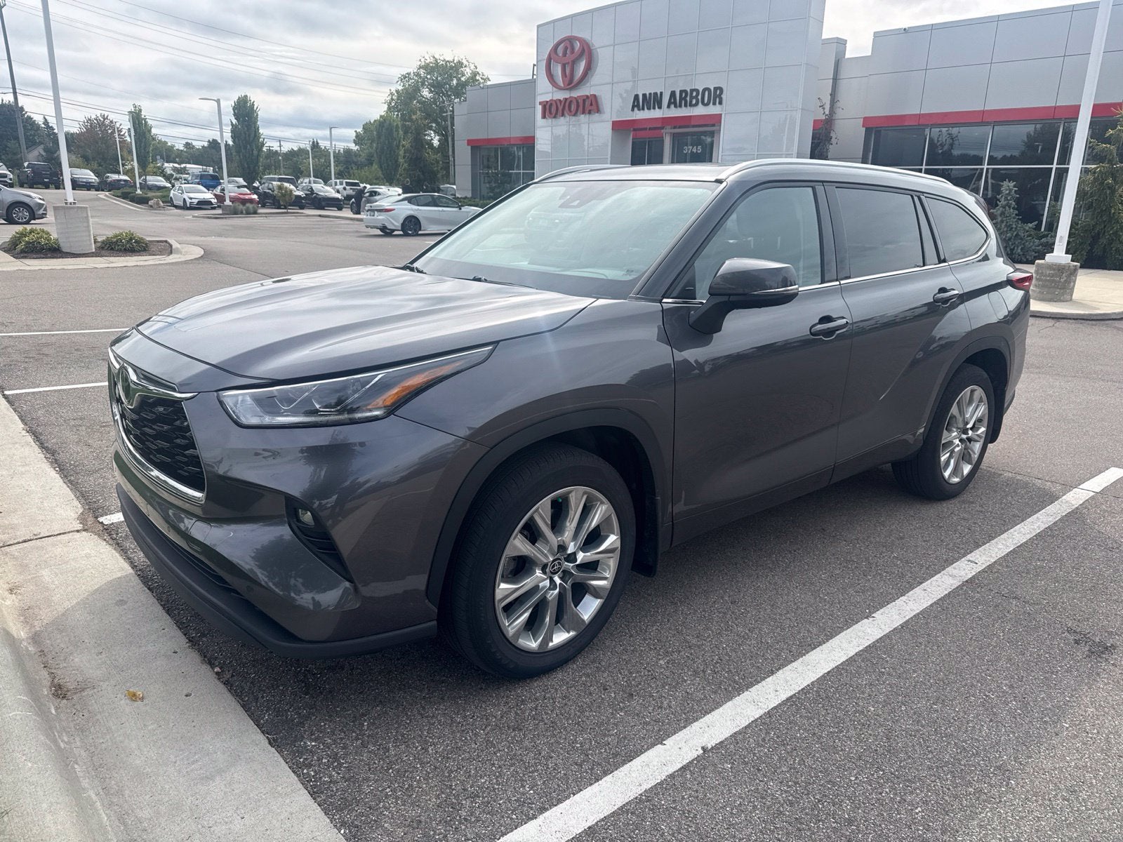 2022 Toyota Highlander Limited