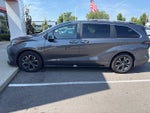 2025 Toyota Sienna Platinum 7 Passenger