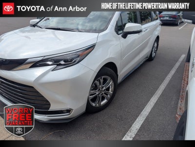 2024 Toyota Sienna Platinum 7 Passenger
