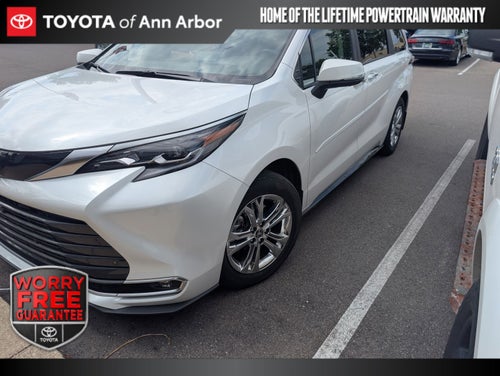 2024 Toyota Sienna Platinum 7 Passenger