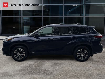 2020 Toyota Highlander Hybrid XLE