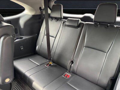 2020 Toyota Highlander Hybrid XLE