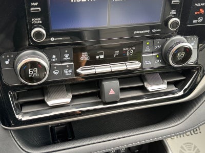 2020 Toyota Highlander Hybrid XLE