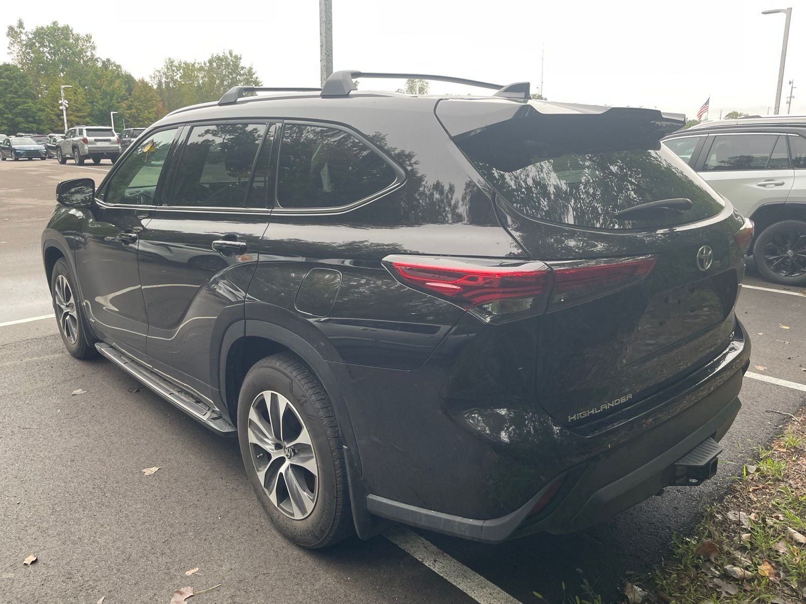 2022 Toyota Highlander Hybrid XLE