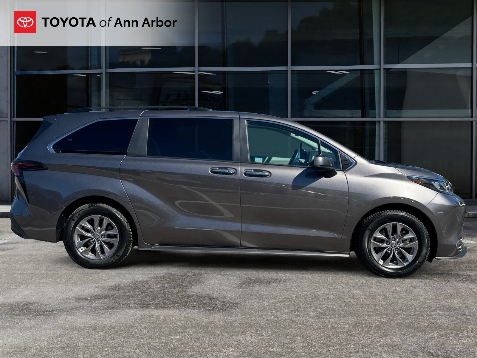 2024 Toyota Sienna XLE 7 Passenger