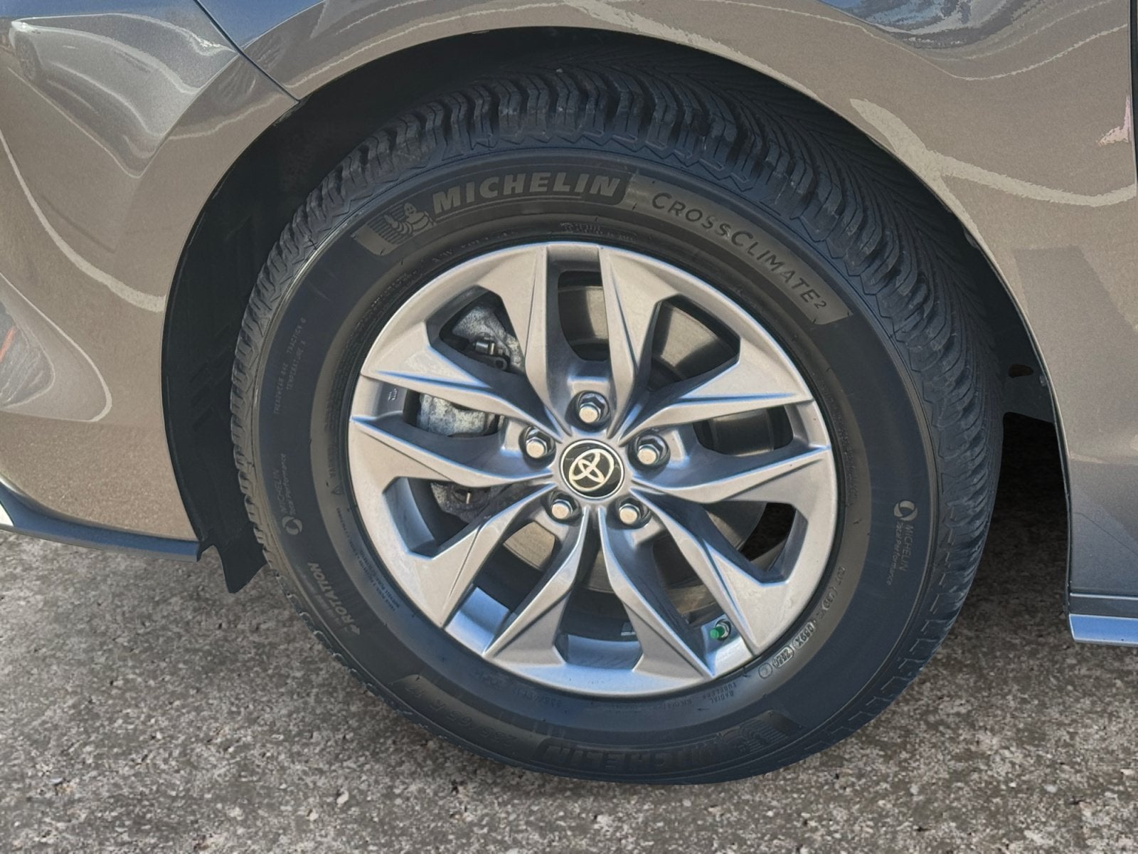 2024 Toyota Sienna XLE 7 Passenger