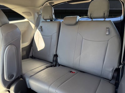 2024 Toyota Sienna XLE 7 Passenger