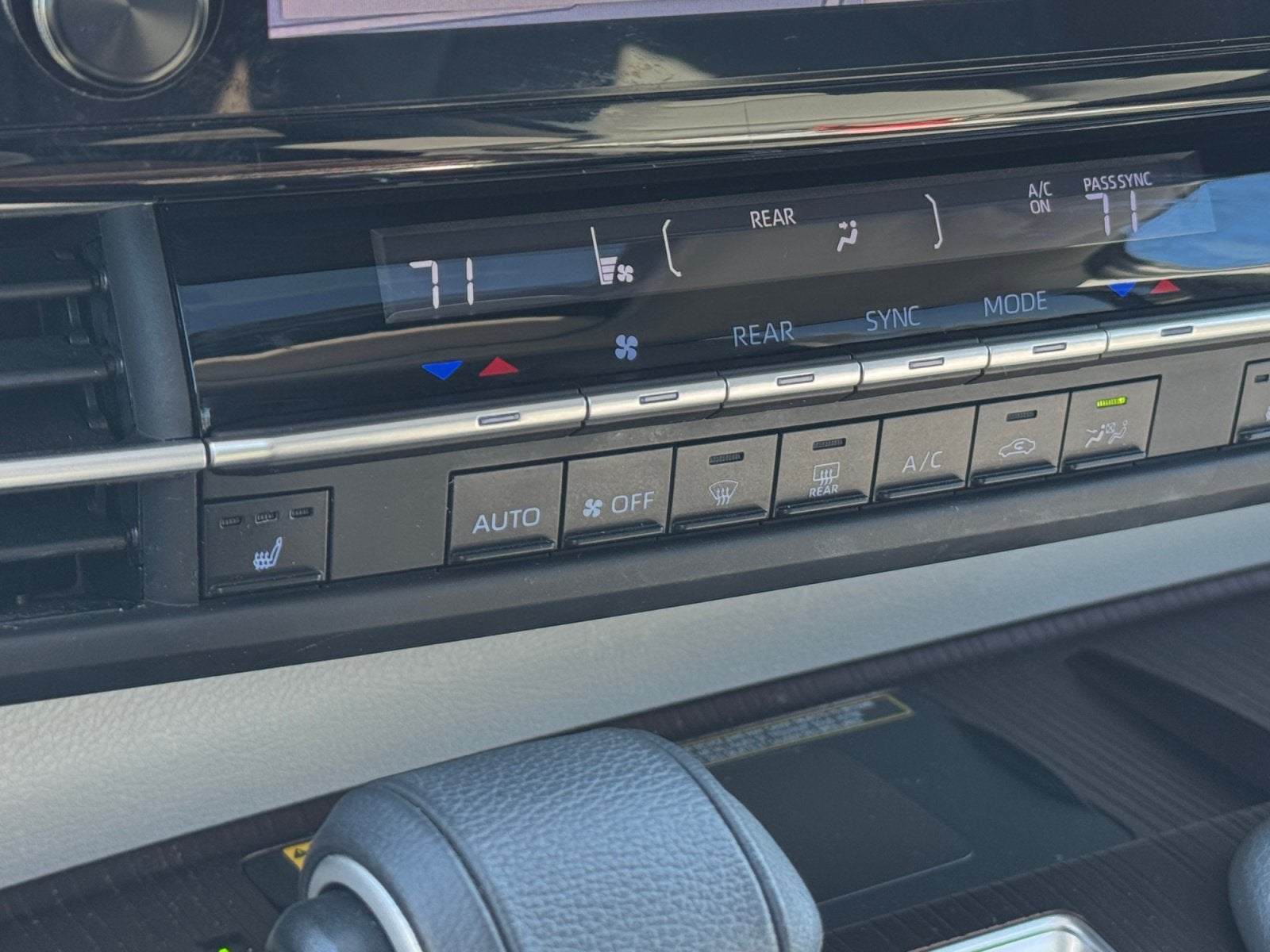 2024 Toyota Sienna XLE 7 Passenger