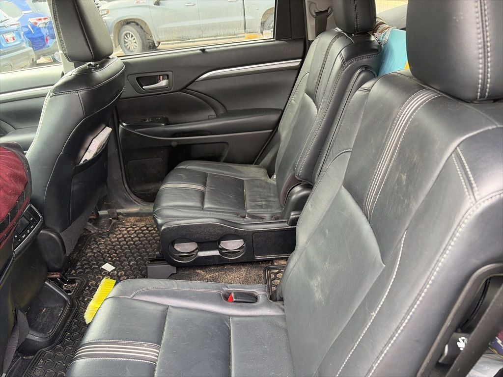 2018 Toyota Highlander Base