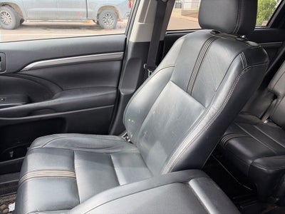 2018 Toyota Highlander Base
