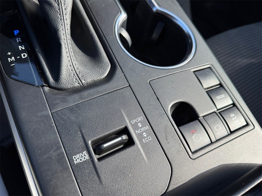 2023 Toyota Highlander LE *LIFETIME POWERTRAIN*