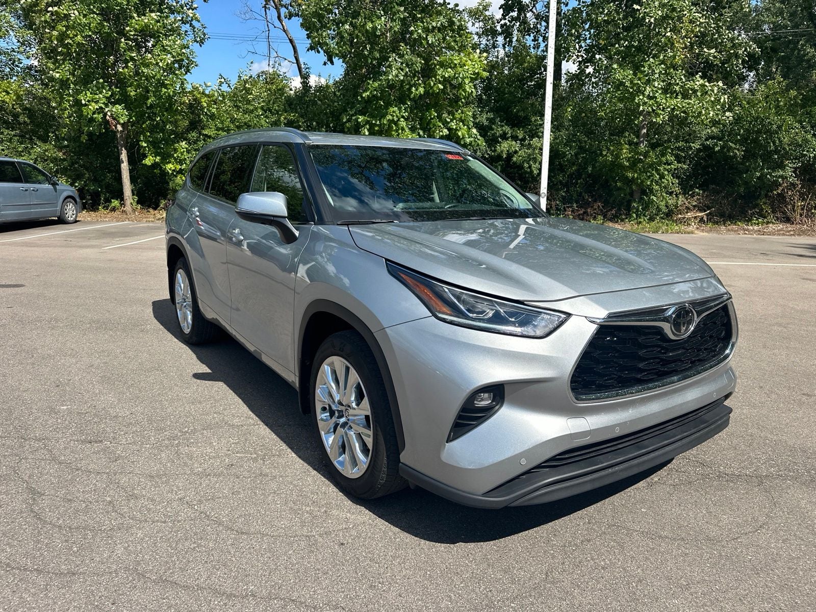 2025 Toyota Highlander Limited
