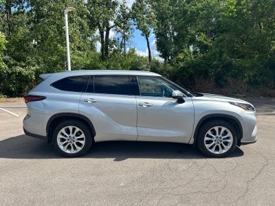 2025 Toyota Highlander Limited