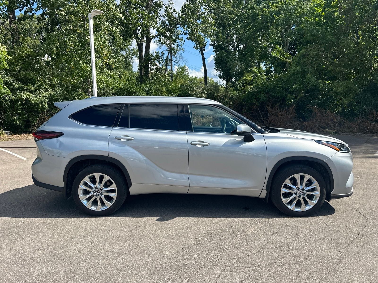 2025 Toyota Highlander Limited