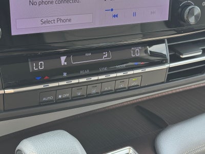 2024 Toyota Sienna LE 8 Passenger