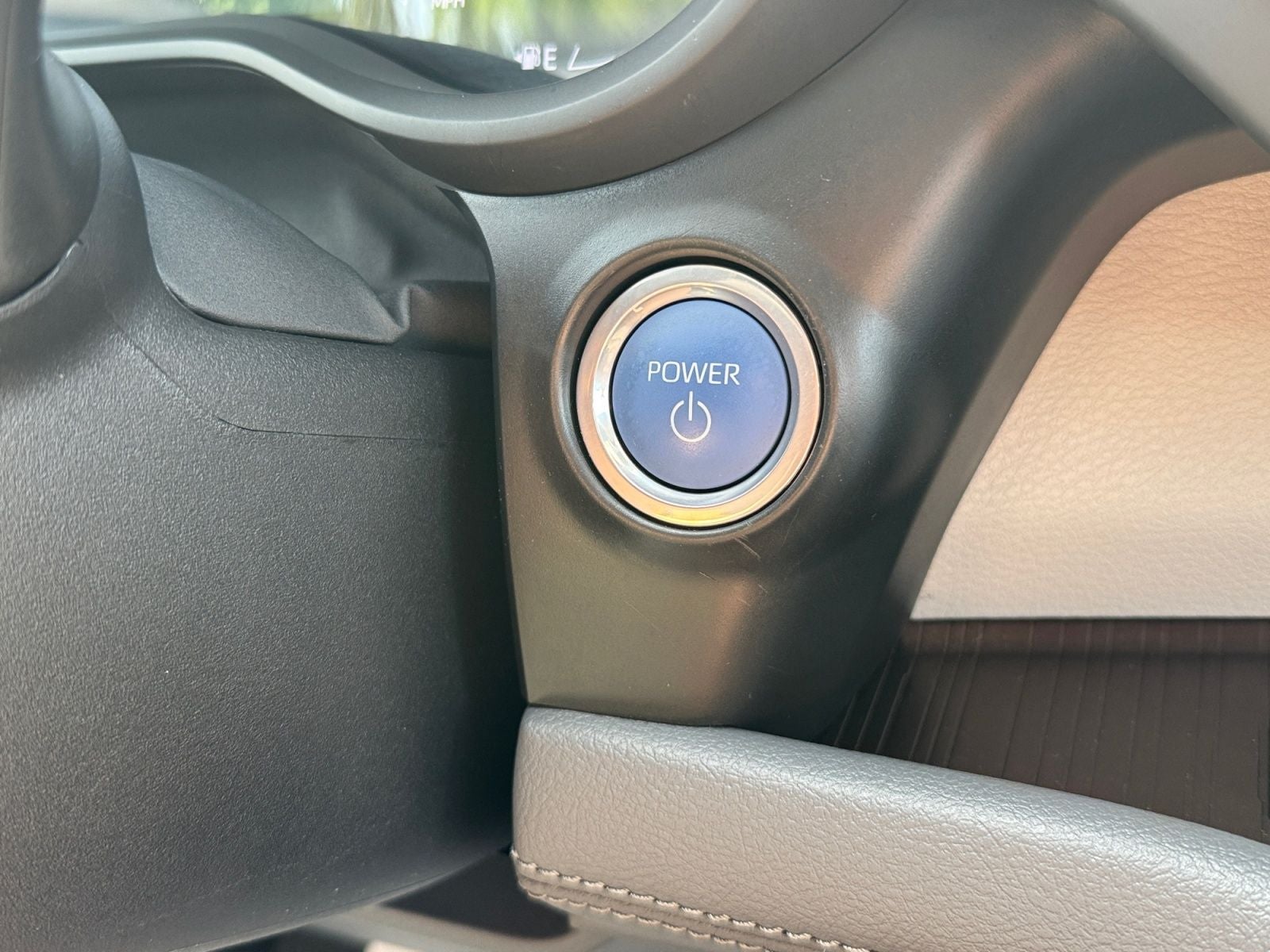 2024 Toyota Sienna LE 8 Passenger