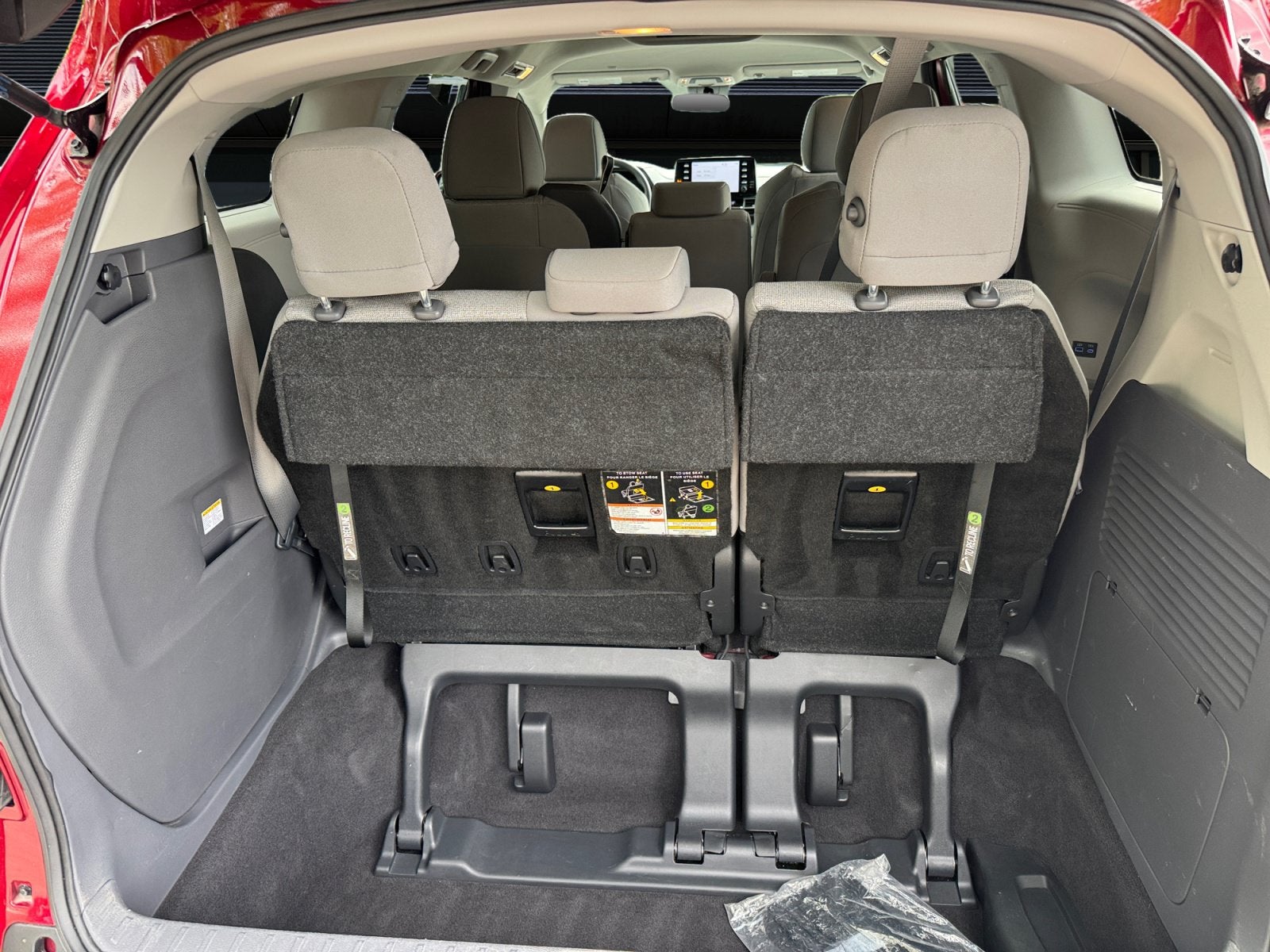 2024 Toyota Sienna LE 8 Passenger