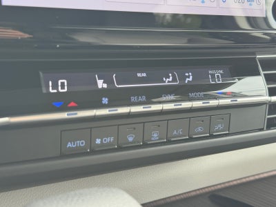 2024 Toyota Sienna LE 8 Passenger