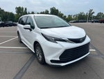 2025 Toyota Sienna LE 8 Passenger
