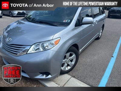 2017 Toyota Sienna L 7 Passenger