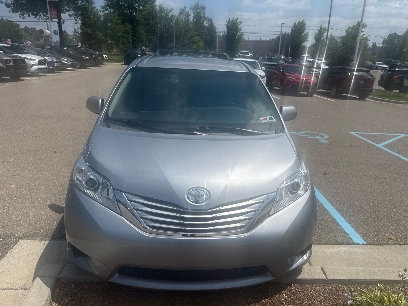 2017 Toyota Sienna L 7 Passenger